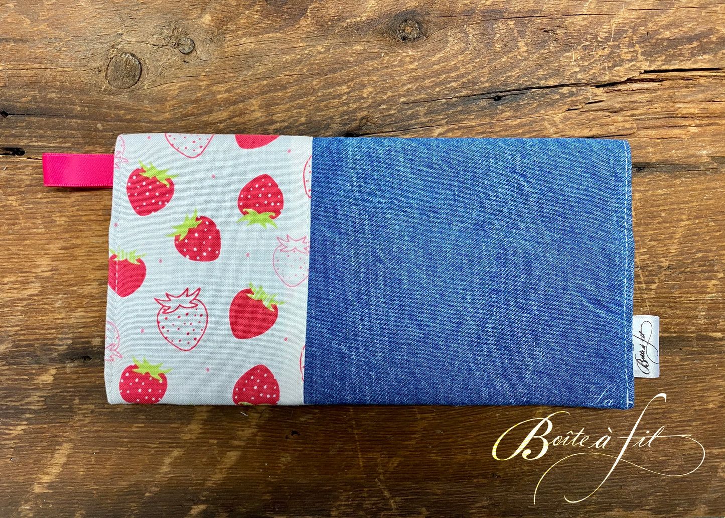 Protège carnet de santé - Fraise